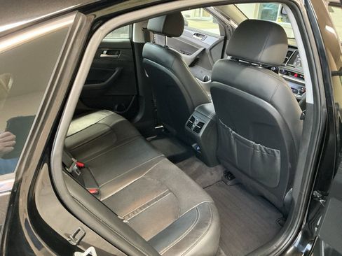 Used 2019 Hyundai Sonata Limited image 15