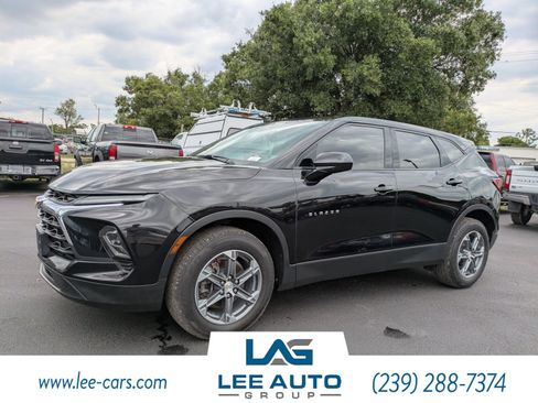 Used 2023 Chevrolet Blazer LT AWD/4WD image 6