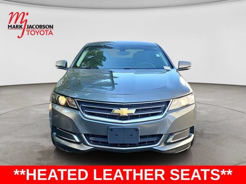 Used 2016 Chevrolet Impala LT FWD image 2