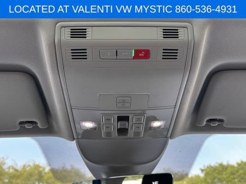 Certified 2023 Volkswagen Taos SEL AWD/4WD image 18