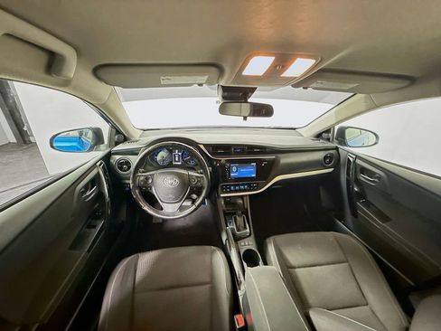 Used 2017 Toyota Corolla iM image 21