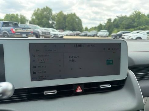 Used 2024 Hyundai Ioniq 5 Limited RWD image 15