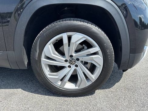 Used 2023 Volkswagen Atlas SE AWD/4WD image 11