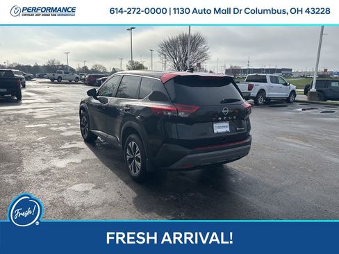 Used 2023 Nissan Rogue SV image 6
