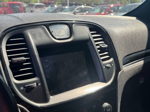 Used 2021 Chrysler 300 S RWD image 19