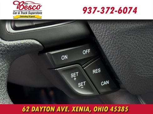 Used 2019 Ford Escape SE FWD image 12
