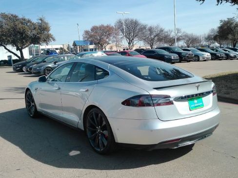Used 2015 Tesla Model S P85D image 9