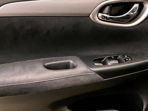 Used 2013 Nissan Sentra SR w/ Driver Pkg image 22