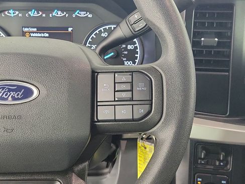 Used 2023 Ford F250 XLT w/ FX4 Off-Road Package AWD/4WD image 19