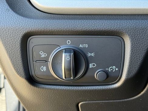 Used 2019 Audi A3 2.0T Premium image 24