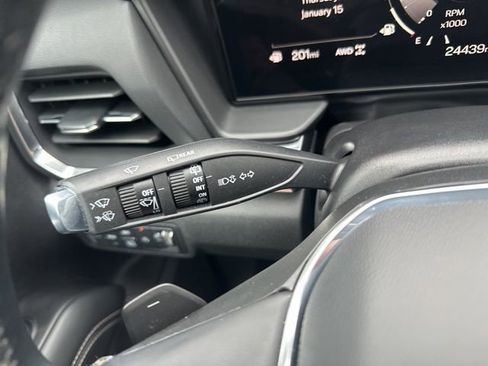 Used 2025 GMC Terrain Elevation image 23