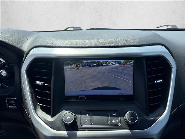 Used 2023 GMC Acadia SLE FWD image 15