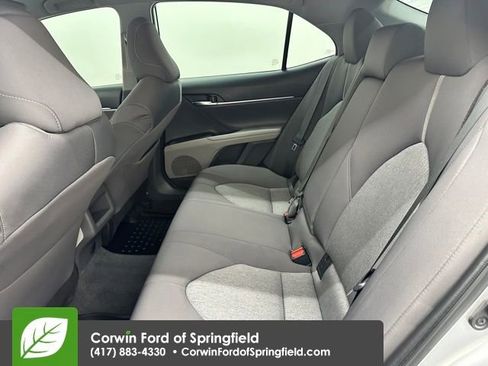 Used 2022 Toyota Camry LE image 15