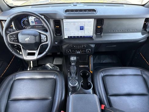 Used 2024 Ford Bronco Badlands AWD/4WD image 22
