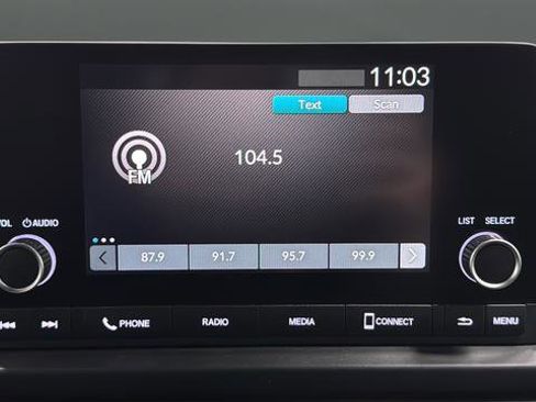 Used 2023 Honda Pilot Sport image 14