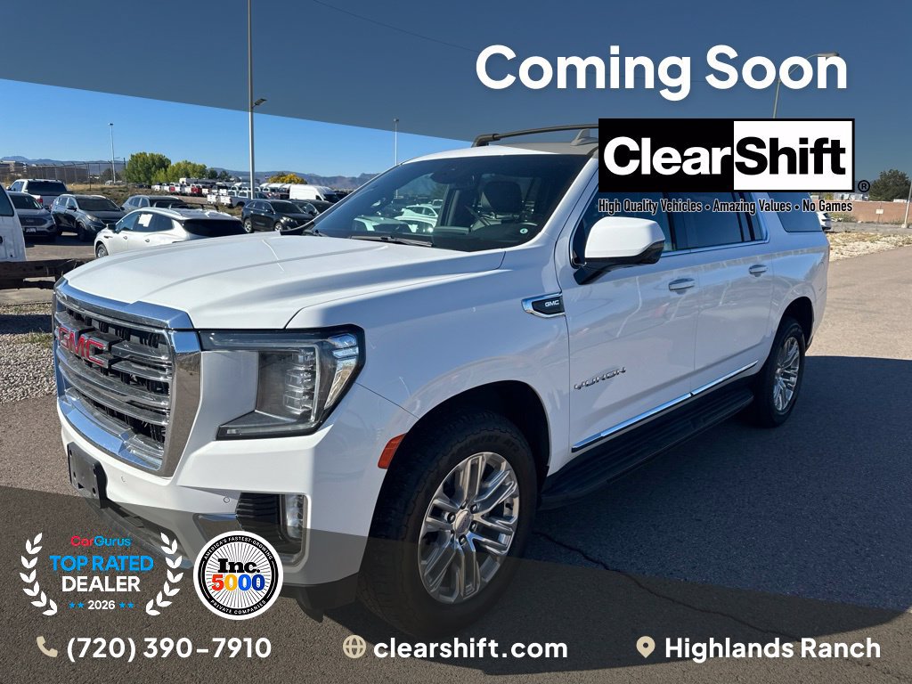 Used 2024 GMC Yukon XL SLT w/ SLT Luxury Package AWD/4WD image 3