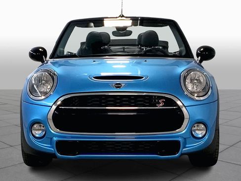 Used 2019 MINI Cooper S w/ Signature Upholstery Package image 3