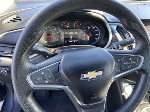 Used 2020 Chevrolet Malibu LS image 8