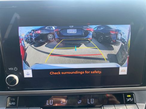 Used 2025 Toyota Camry LE image 17