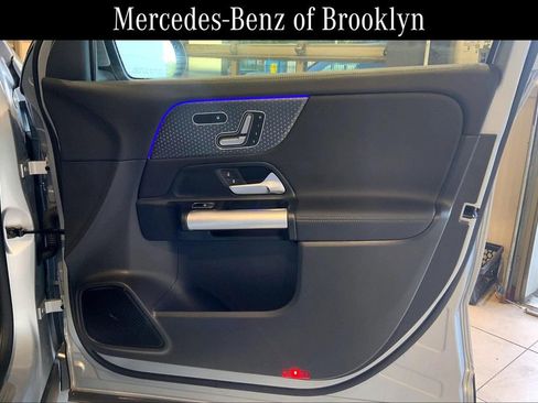 Used 2025 Mercedes-Benz GLA 250 4MATIC image 22