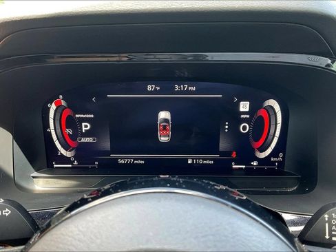 Used 2023 Nissan Pathfinder Platinum AWD/4WD image 12
