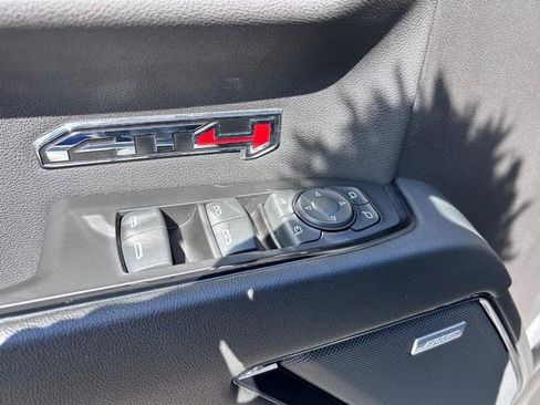 Used 2024 GMC Sierra 1500 AT4 w/ AT4 Premium Package image 19