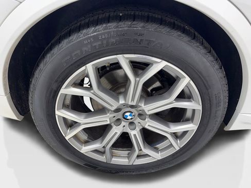 Used 2023 BMW X7 xDrive40i AWD/4WD image 91