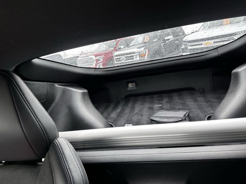 Used 2025 Nissan Z Performance w/ Floor Mat Package image 13