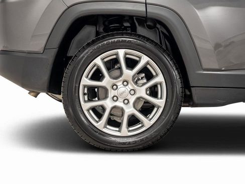 Used 2022 Jeep Compass Latitude w/ Sun and Sound Group image 27