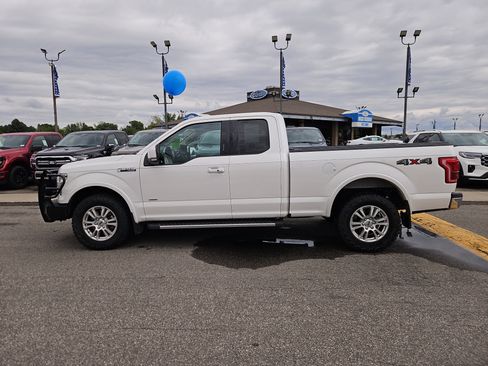 Used 2015 Ford F150 Lariat w/ Equipment Group 501A Mid AWD/4WD image 2