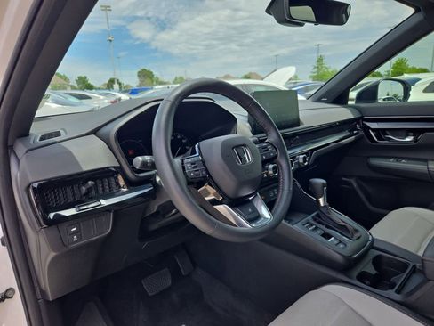 Used 2024 Honda CR-V Sport Touring image 2