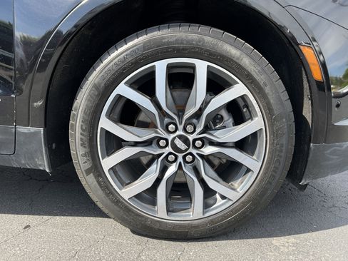 Used 2021 Cadillac XT5 Sportv w/ Platinum Package AWD/4WD image 11
