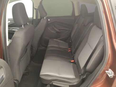 Used 2018 Ford Escape SE FWD image 18