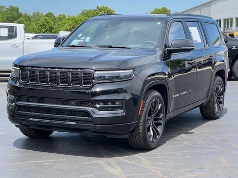 Used 2023 Jeep Grand Wagoneer Series II AWD/4WD image 56