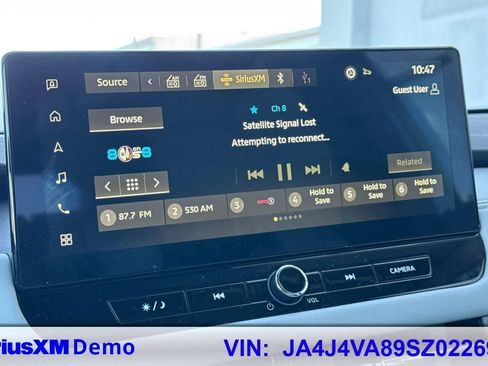 Used 2025 Mitsubishi Outlander SE image 33