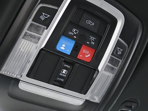 Used 2025 RAM 1500 Limited image 22