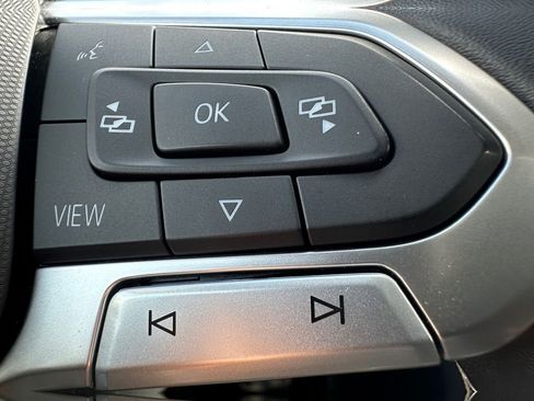 Used 2023 Volkswagen Atlas SE w/ Panoramic Sunroof Package image 21