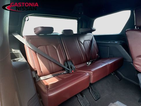 Used 2024 Ford Expedition Limited RWD image 37