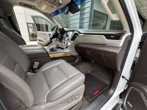 Used 2017 GMC Yukon Denali w/ Open Road Package image 15