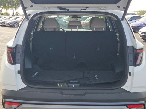Certified 2025 Hyundai Tucson SEL image 7