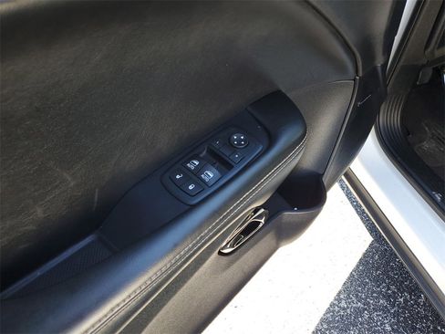 Used 2016 Dodge Challenger SRT Hellcat image 15