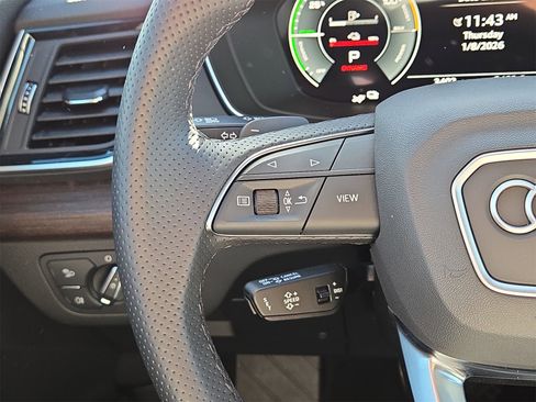 Used 2025 Audi Q5 e Premium Plus w/ Premium Plus Package image 21