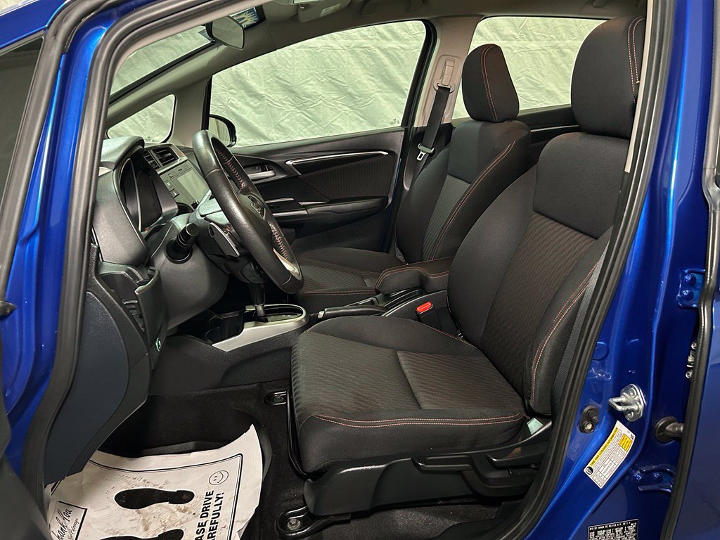 Used 2018 Honda Fit Sport image 12