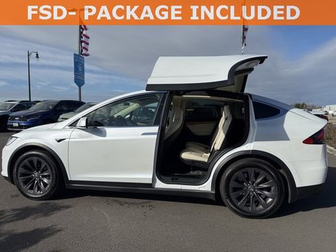 Used 2018 Tesla Model X 100D image 14