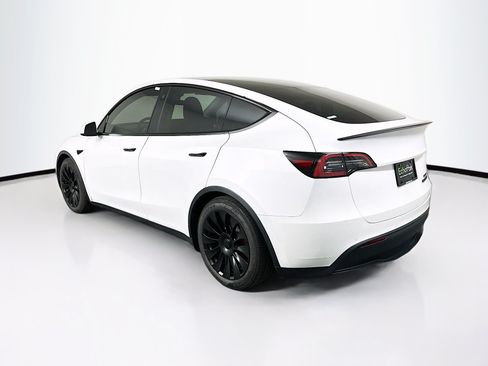 Used 2022 Tesla Model Y Performance AWD/4WD image 5