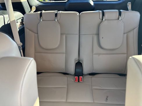 Used 2023 Ford Explorer XLT w/ Equipment Group 202A image 27