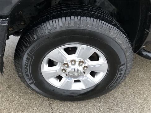 Used 2020 RAM 3500 Tradesman w/ Chrome Appearance Group image 10