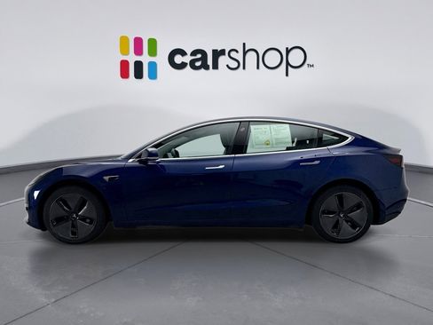 Used 2019 Tesla Model 3 Standard Range image 2