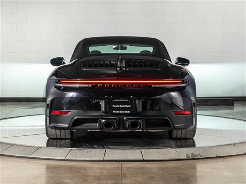 Certified 2025 Porsche 911 Carrera 4 GTS AWD/4WD image 14