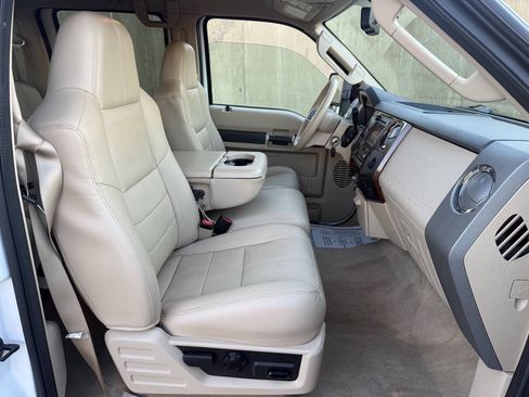 Used 2008 Ford F350 Lariat AWD/4WD image 17